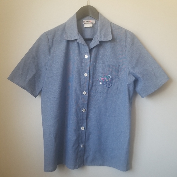 Women's chambray short sleeve button front top - Picture 7 of 7